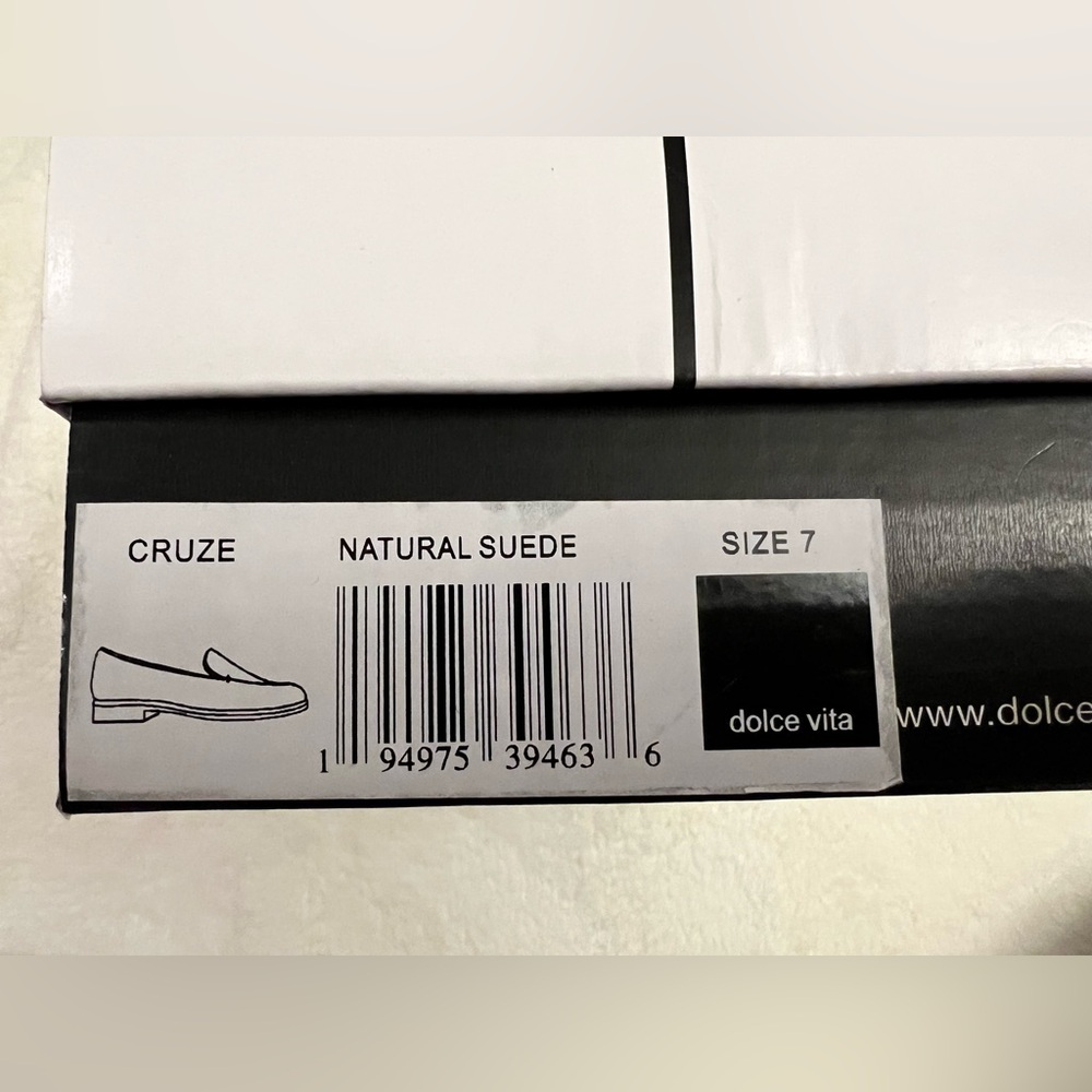 Dolce Vita Cruze Loafers Natural Suede NIB Size 7 - Picture 8 of 8